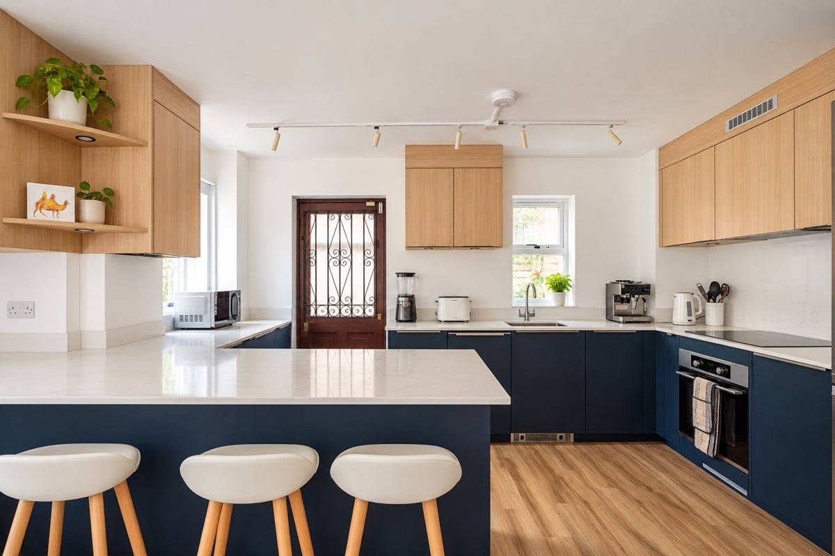Flat Gower Close in Greater London