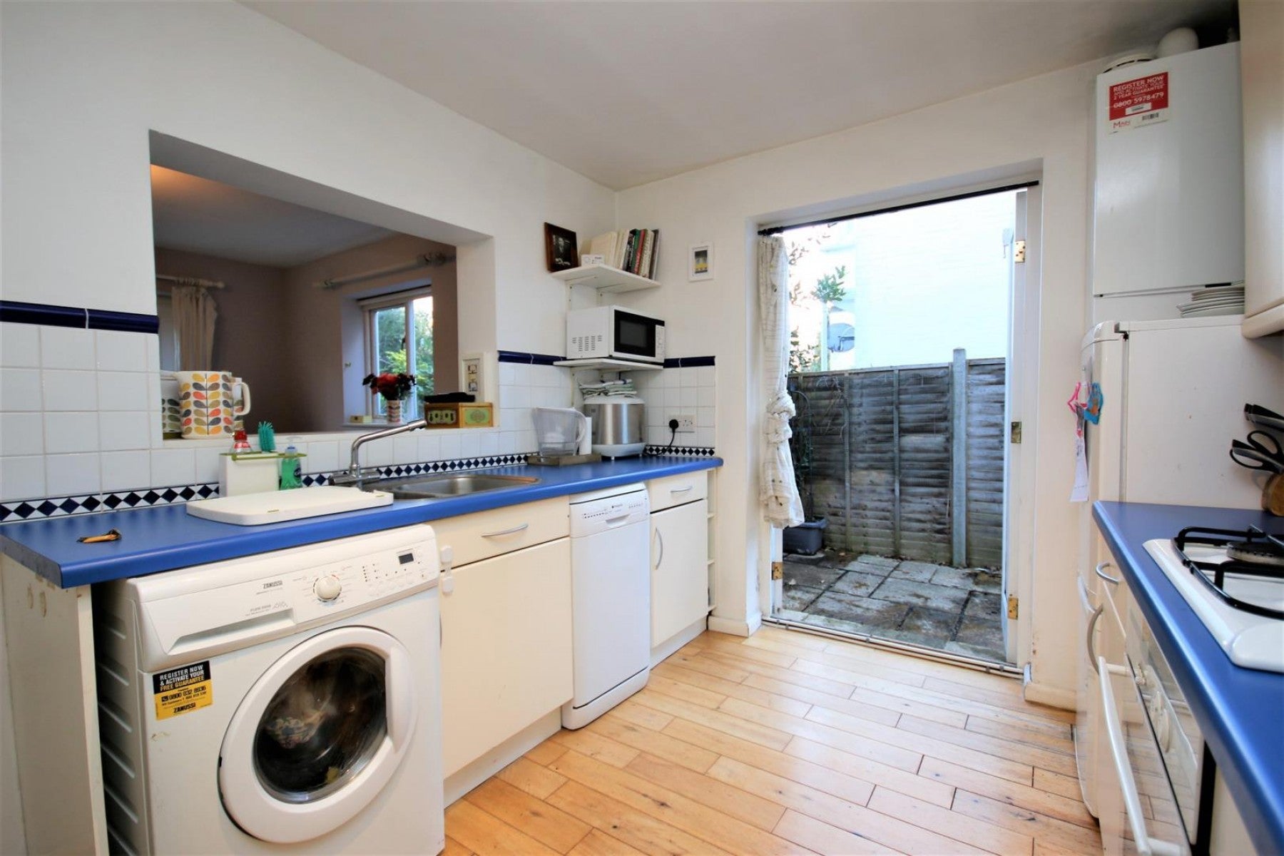 Flat Palmerston Road in Greater London