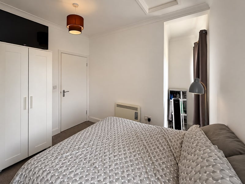Flat Wandsworth Road in Greater London