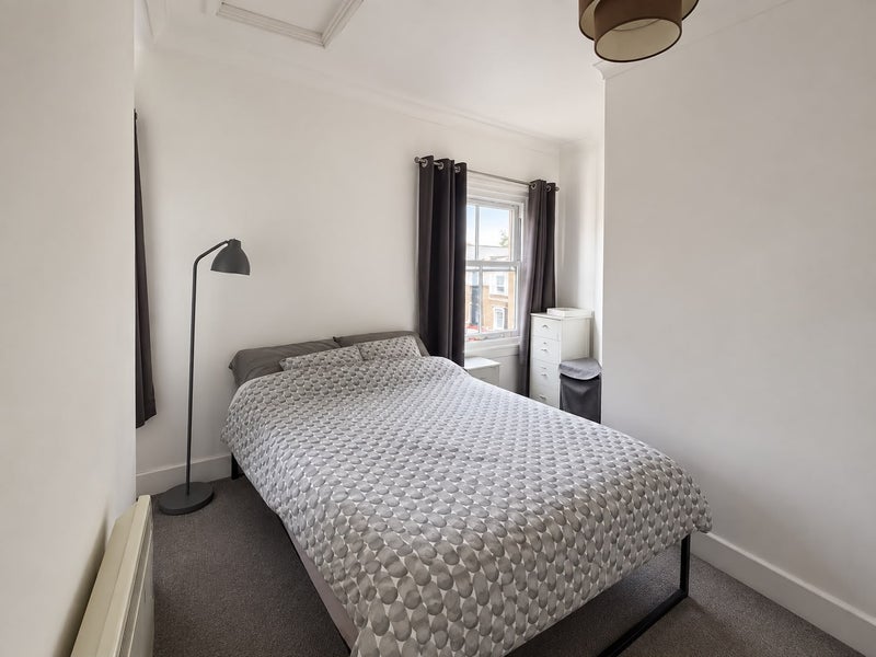 Flat Wandsworth Road in Greater London