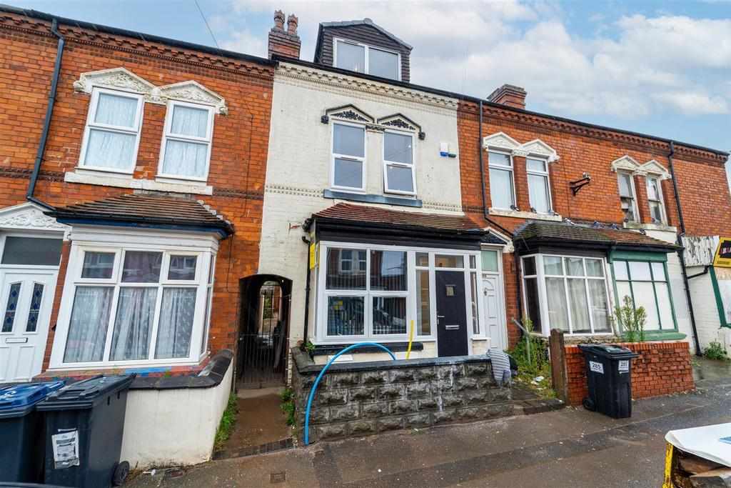 Flat Hubert Road in Birmingham