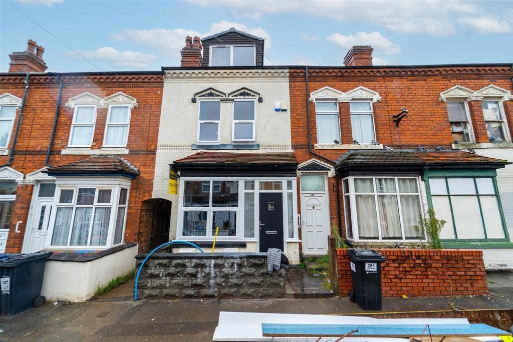 Flat Hubert Road in Birmingham
