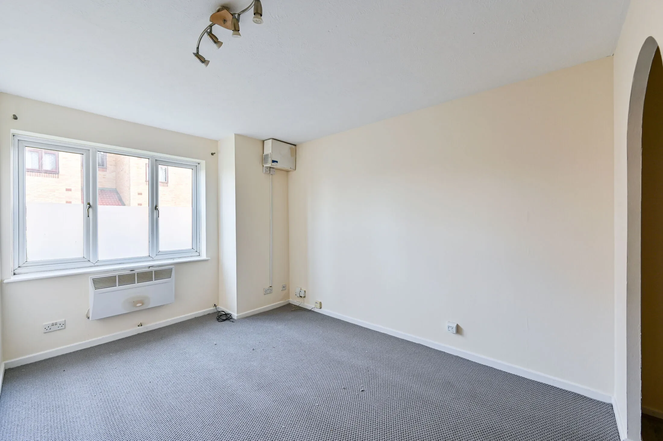 Flat Ludford Close in Greater London