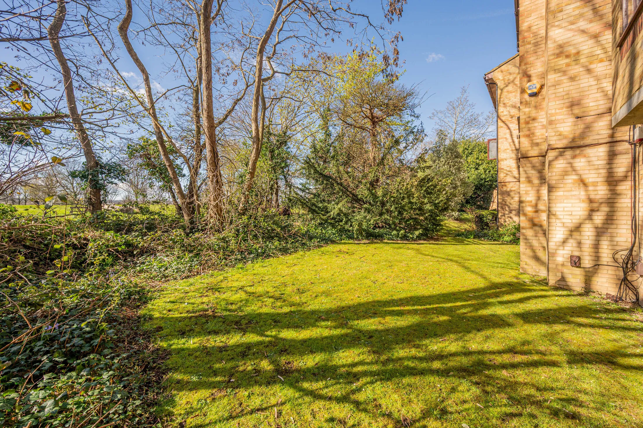 Flat Ludford Close in Greater London