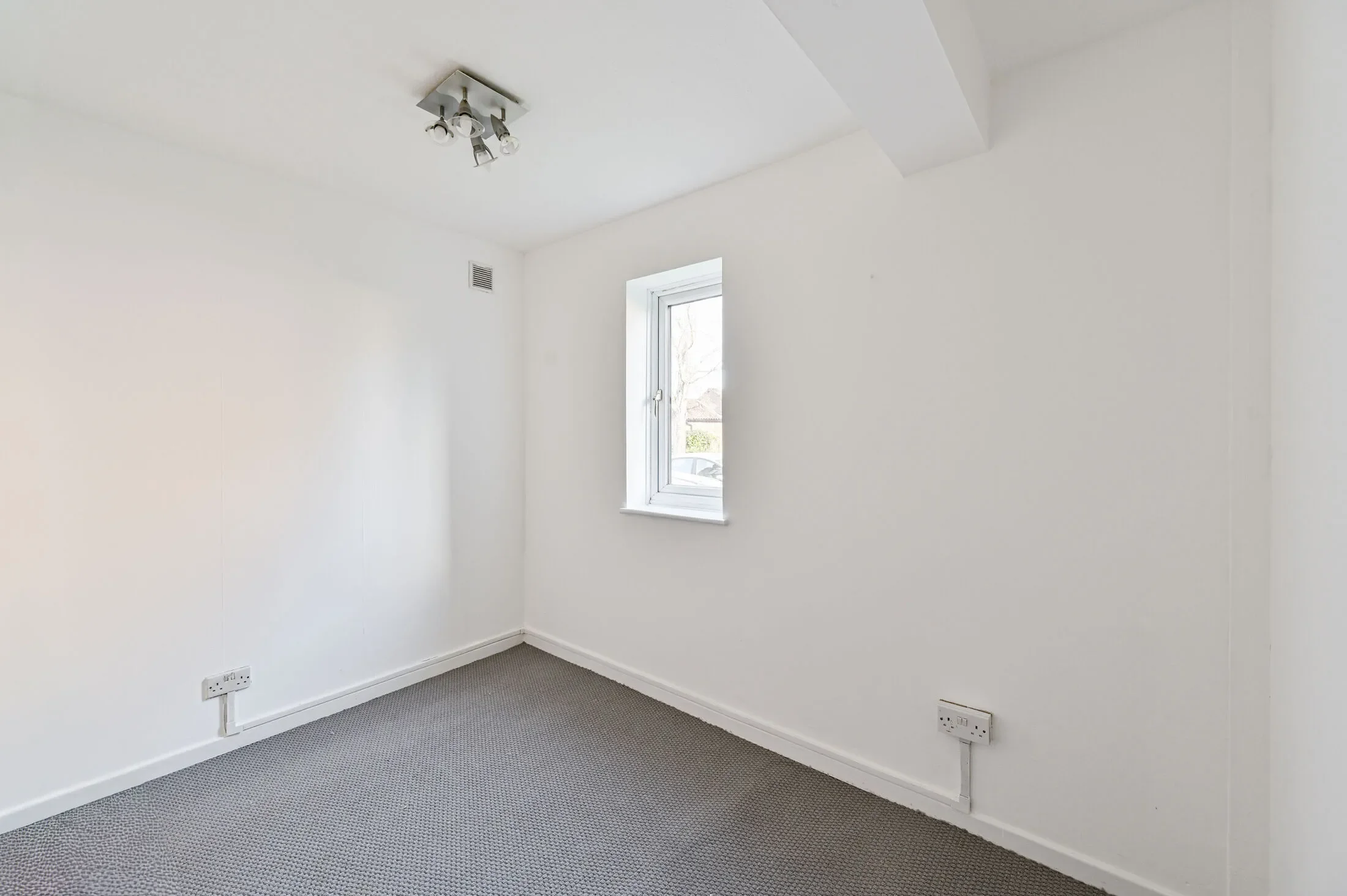 Flat Ludford Close in Greater London