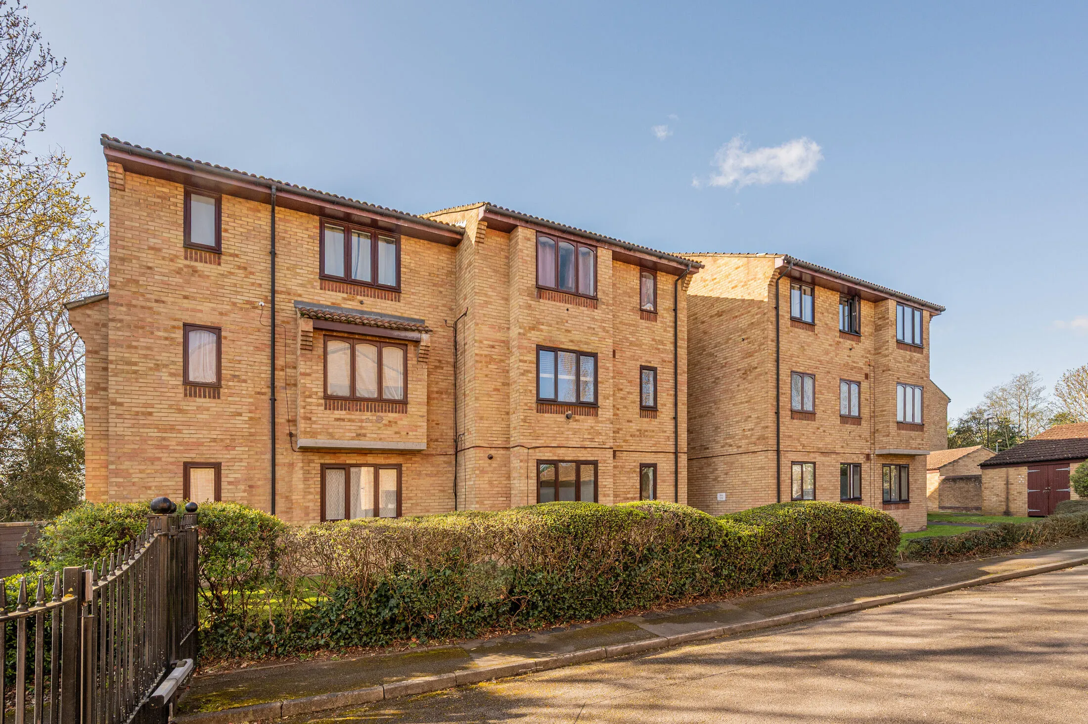 Flat Ludford Close in Greater London