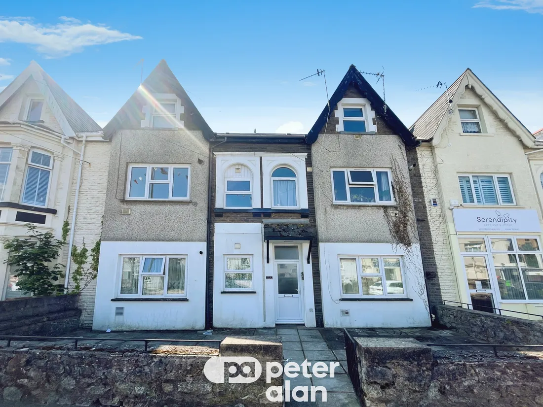 Flat New Road in Porthcawl