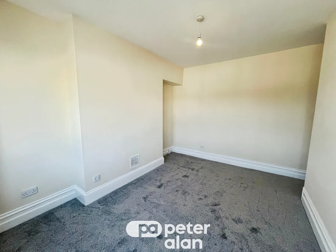 Flat New Road in Porthcawl