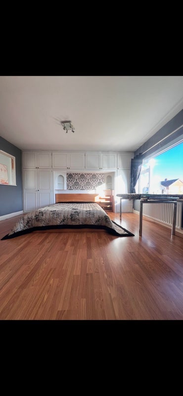 Room Belleville Drive in Oadby and Wigston