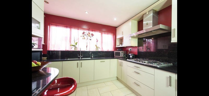 Room Belleville Drive in Oadby and Wigston