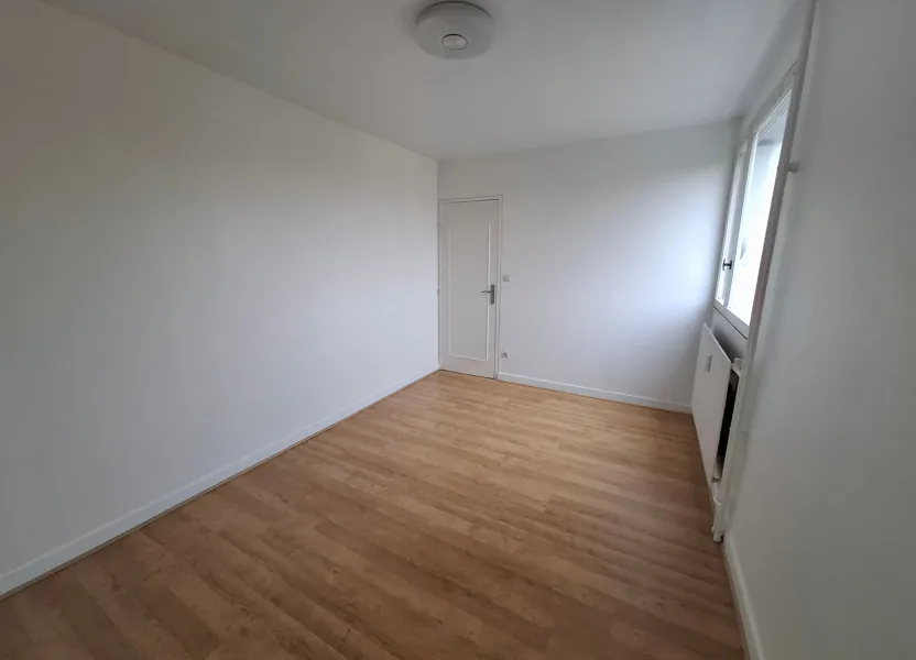Flat Rue Jean-Jacques Bernard in Compiègne