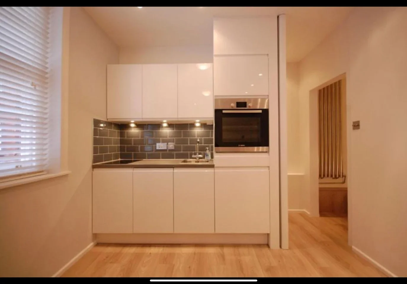Flat Streatham Street in Greater London