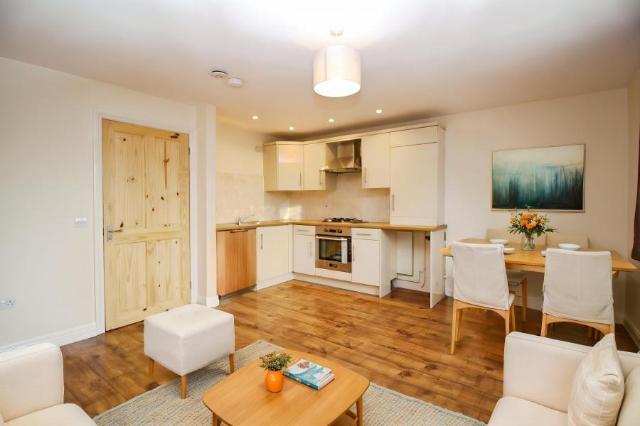 Flat Highridge Green in Bristol