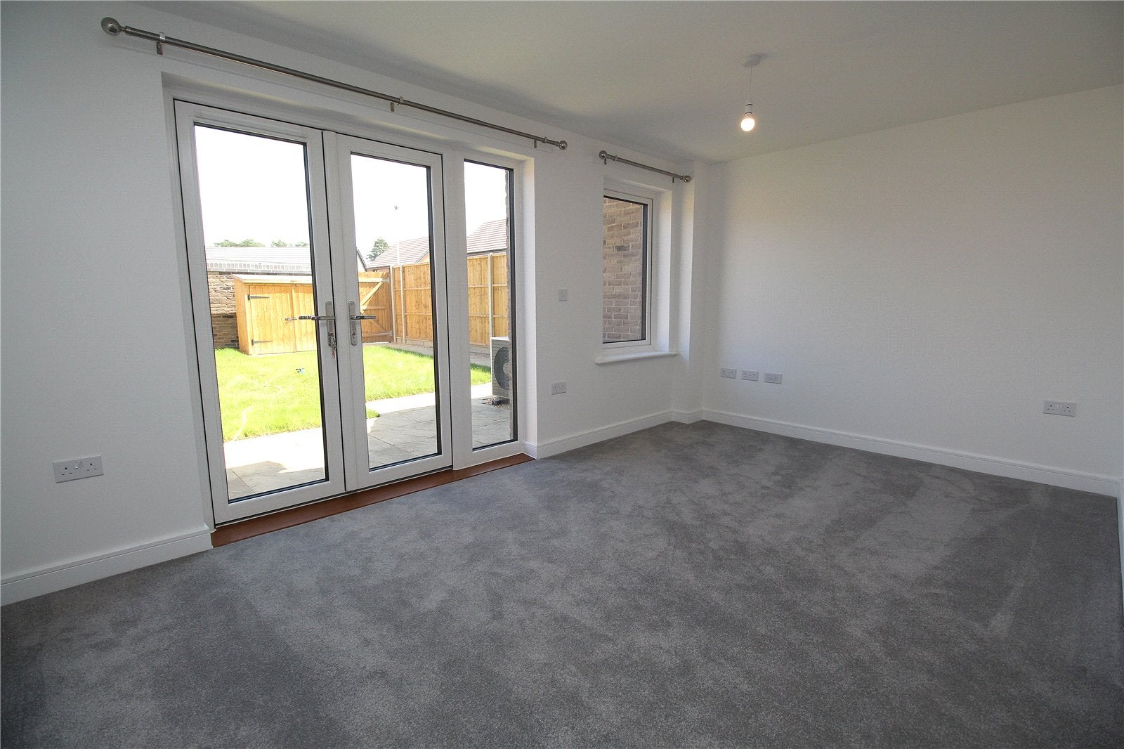 Flat Chadwick Avenue in East Hampshire