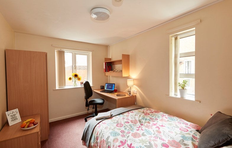 Flat Kedleston Street in Derby