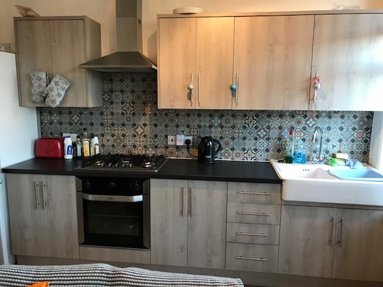 Flat Brudenell Avenue in Leeds