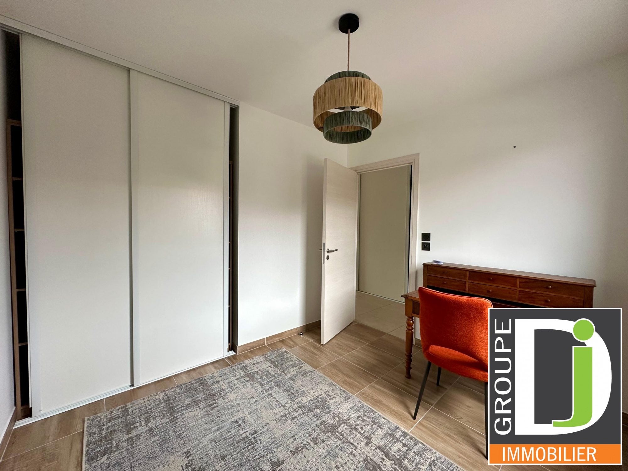 Appartement Rue de la Galaxie à Malissard