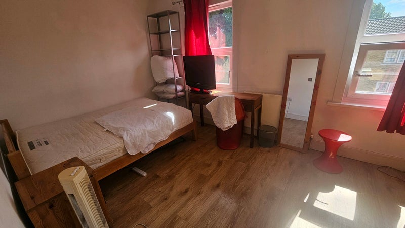 Room Marcia Road in Greater London