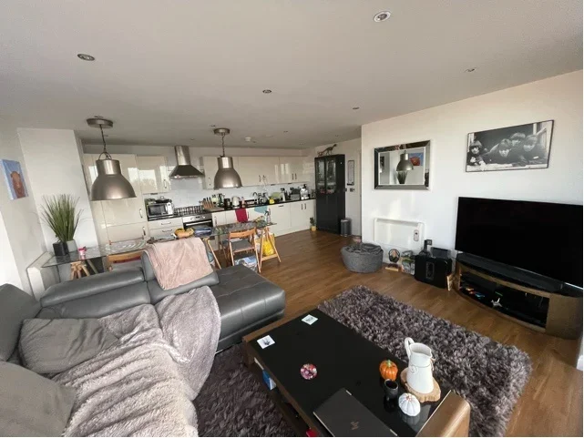 Flat Friarage Road in Aylesbury