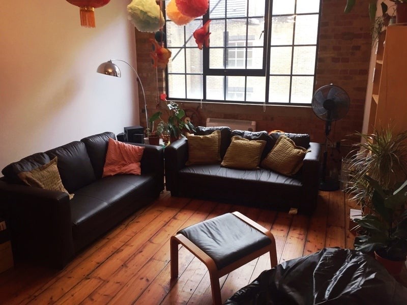 Room Back Church Lane in Greater London