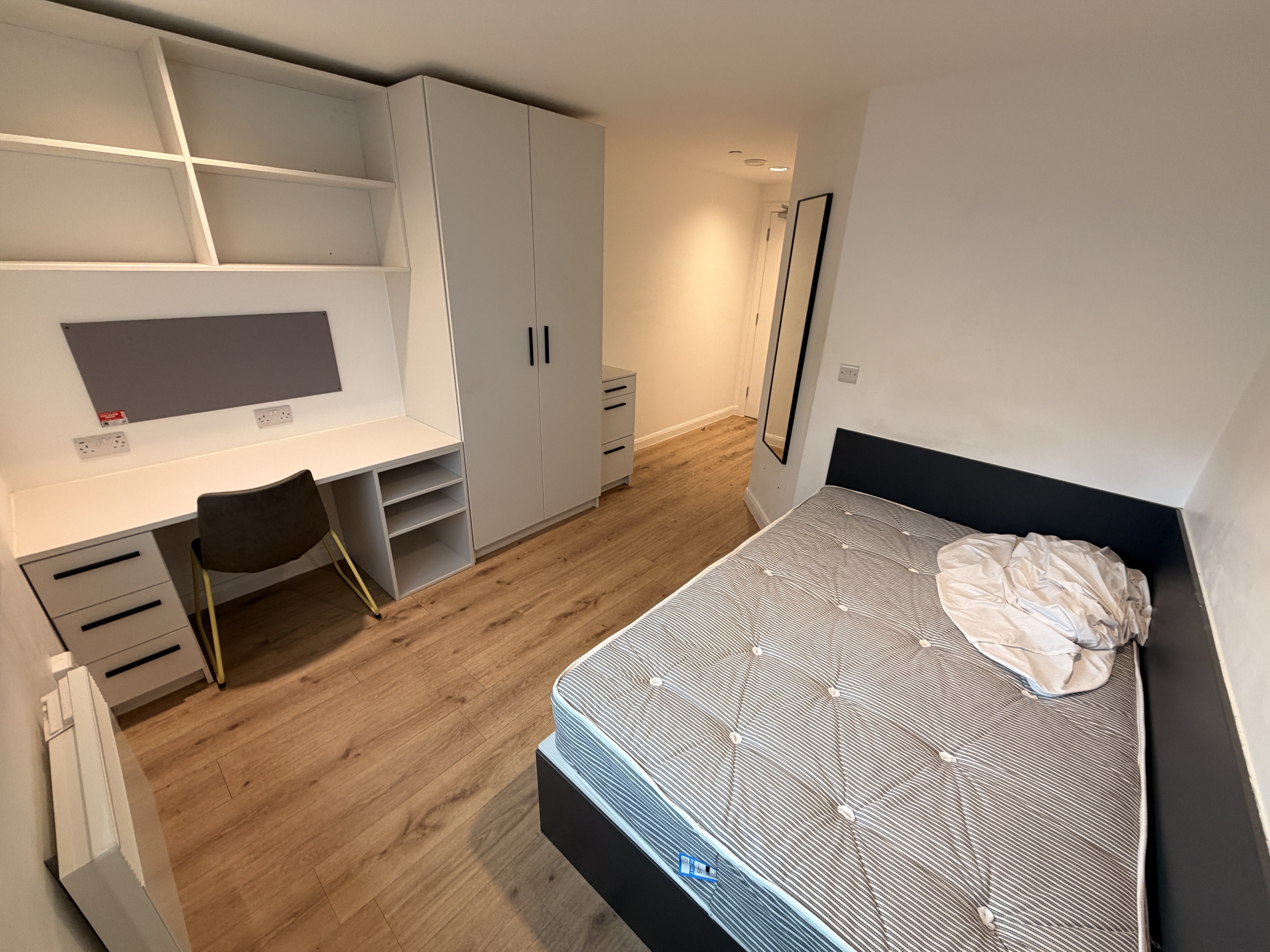 Room Abington Square in Northampton