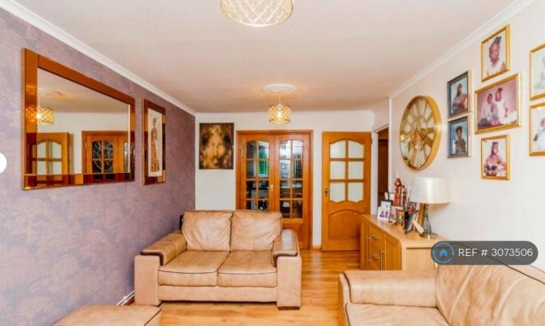 House Hambledon Close in Wolverhampton