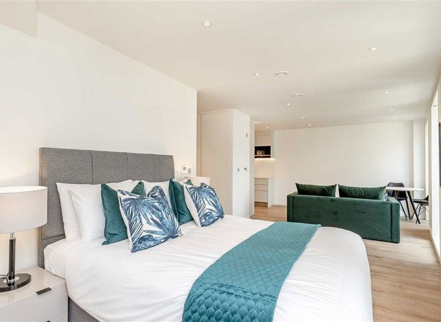 Flat Suffolk Street in City of Westminster