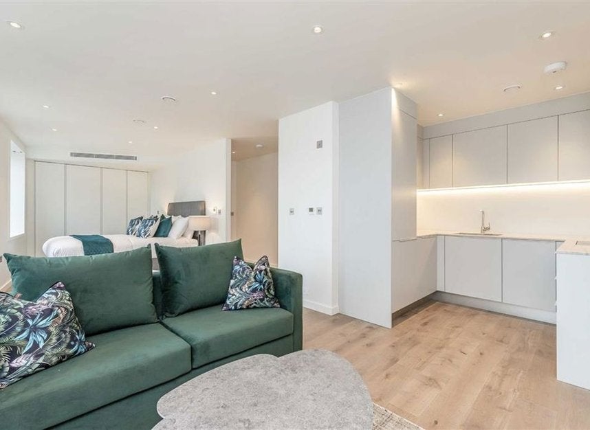 Flat Suffolk Street in City of Westminster