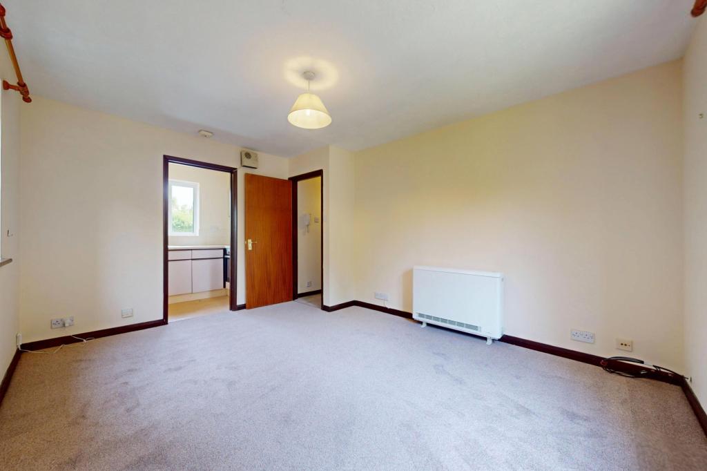 Flat Norwood Gardens in Ashford