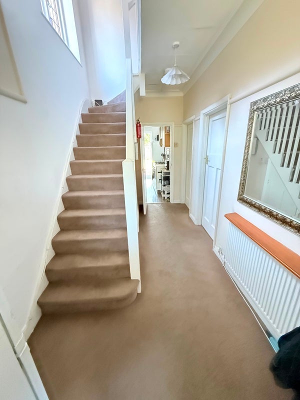 Room Friary Road in Greater London