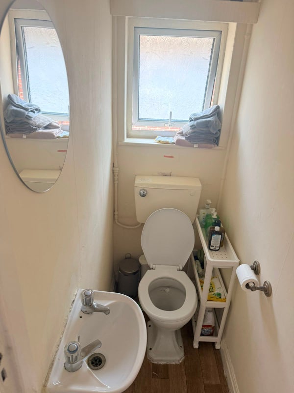 Room Friary Road in Greater London