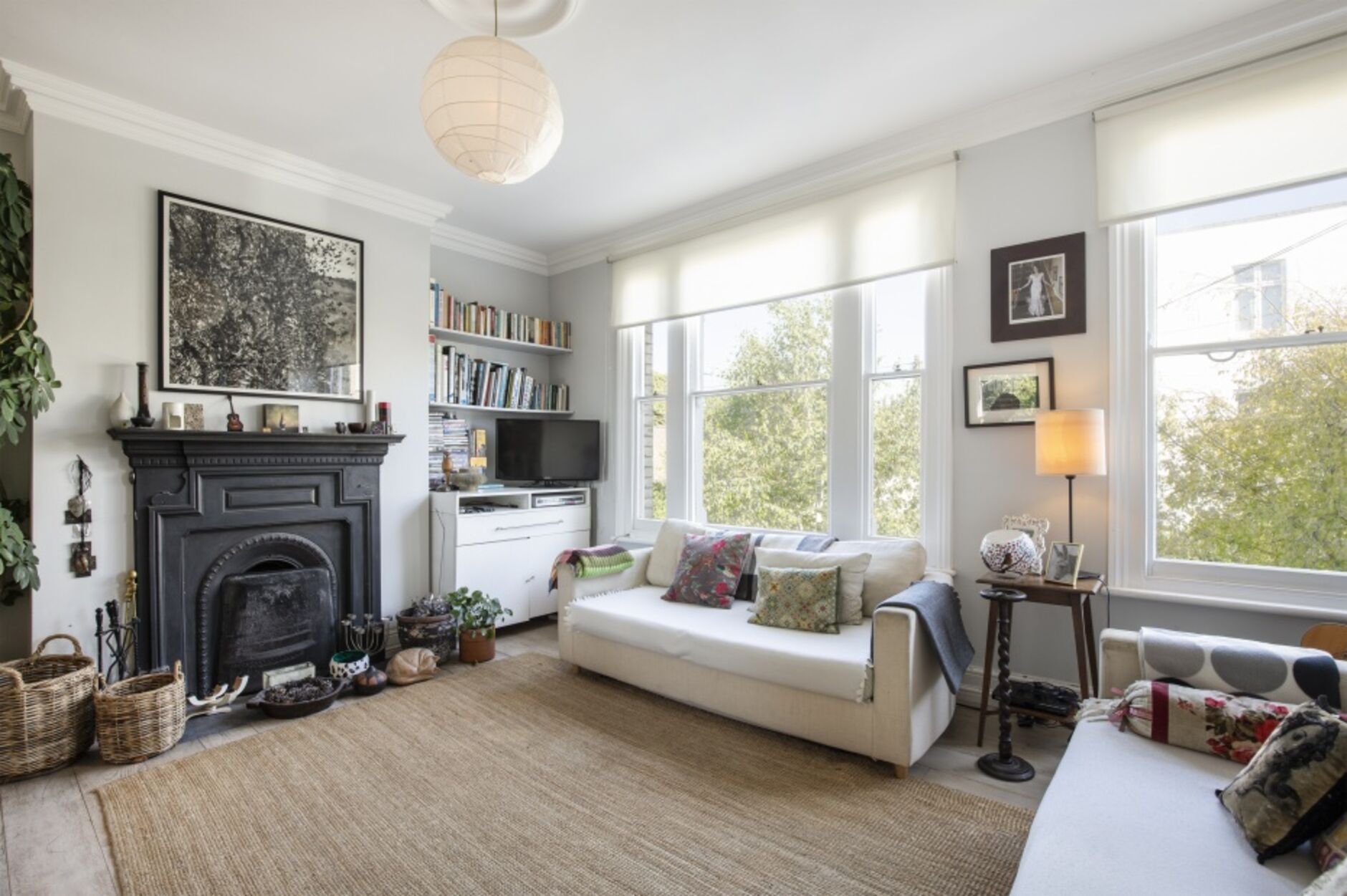House Findon Road in Greater London