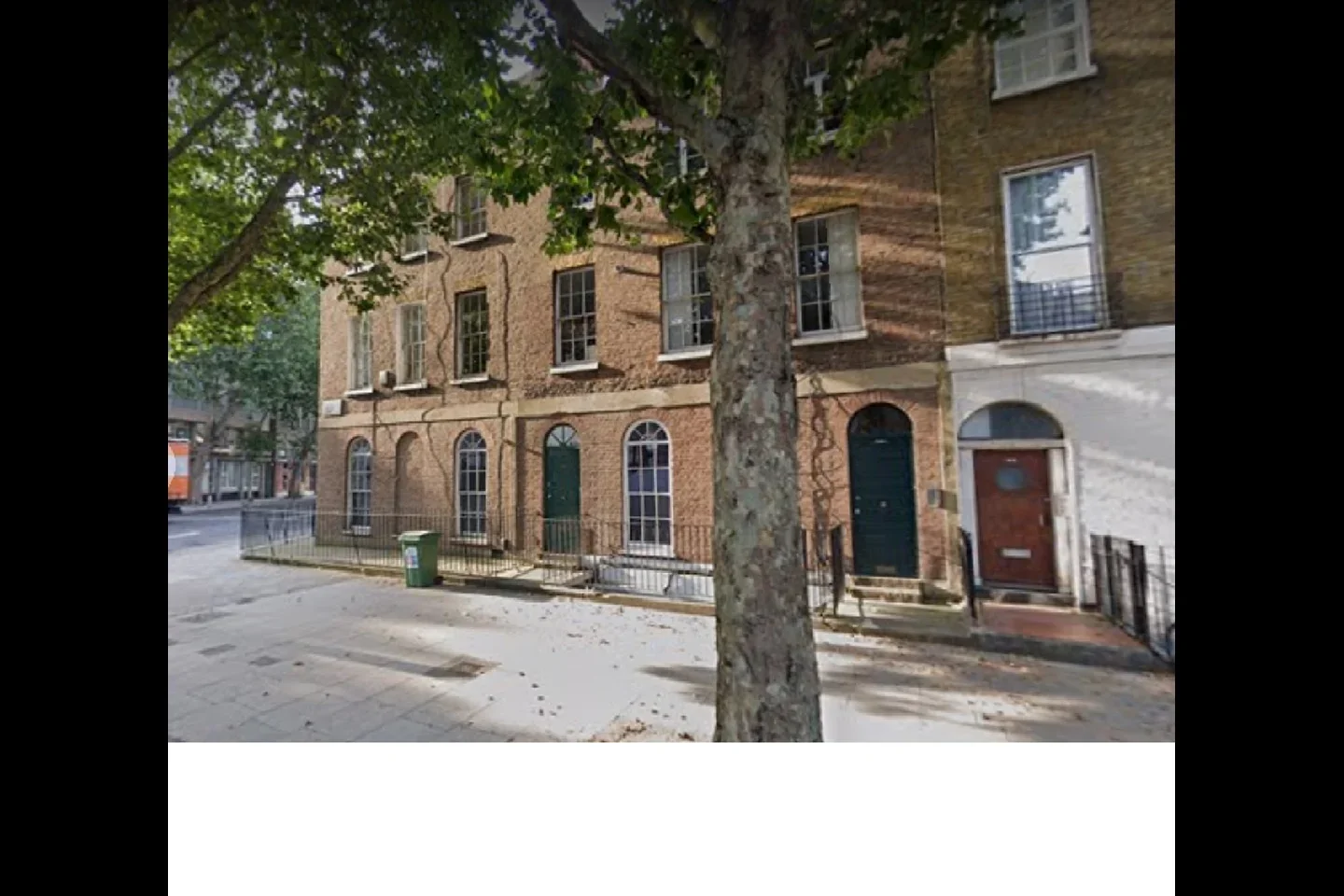 Flat Argyle Street in Greater London