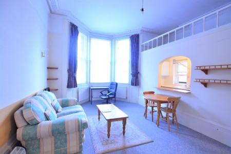 Flat Salisbury Road in Hove