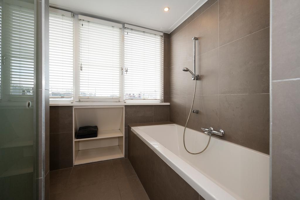 Appartement te huur: Koninginneweg, Amsterdam