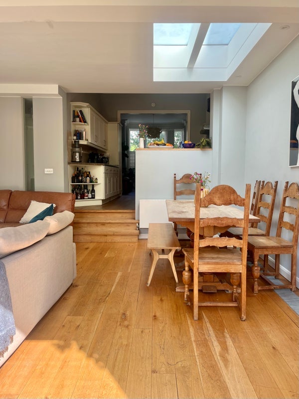 Room Leander Road in Greater London