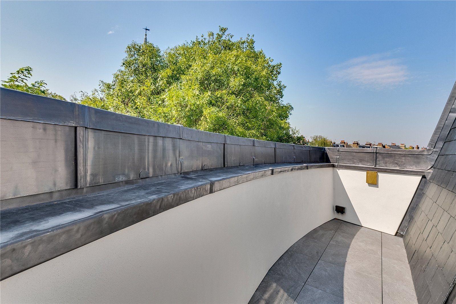 Flat Dagmar Terrace in Greater London
