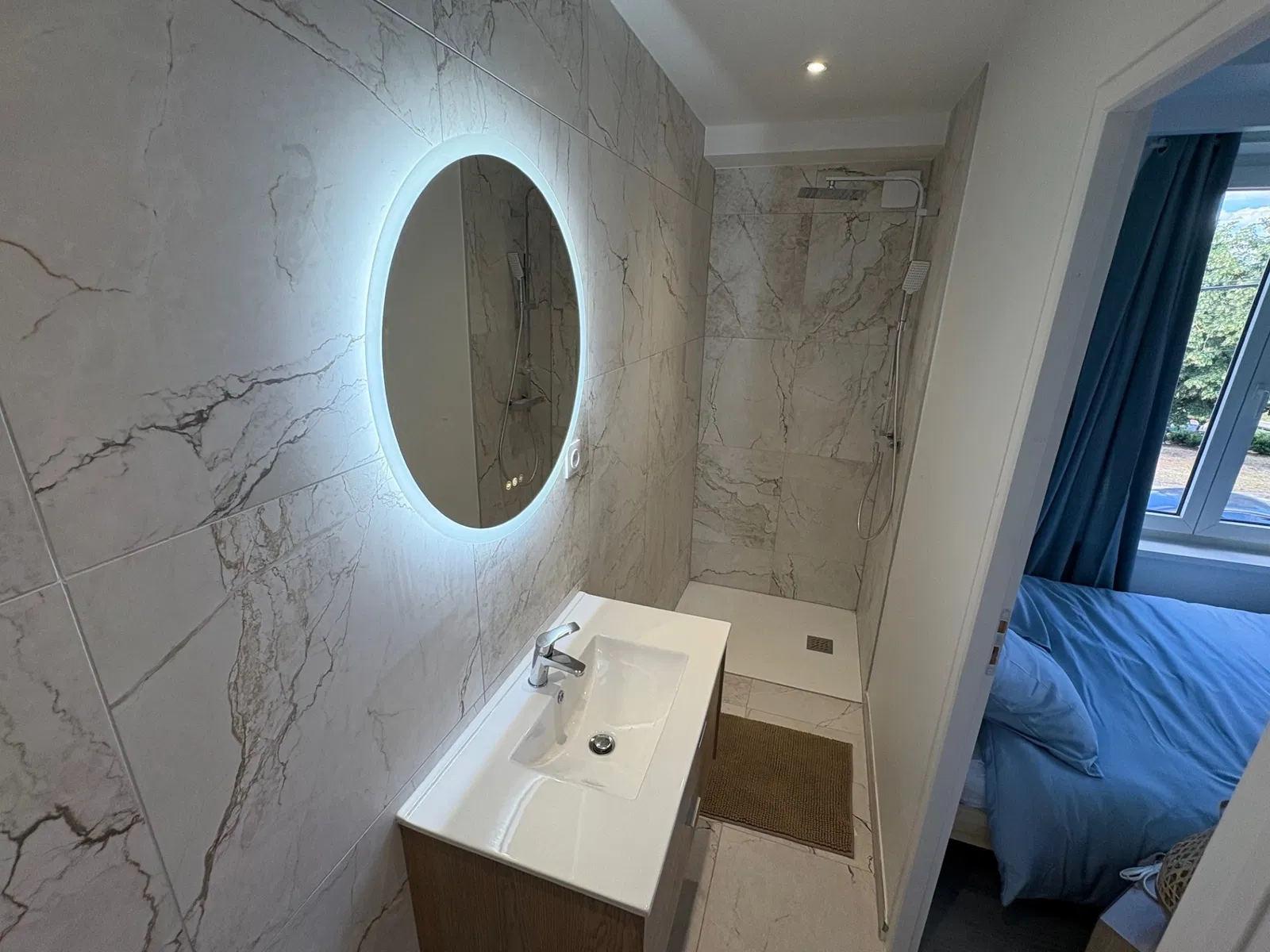 Room Passerelle Bernard Colnot in Uckange