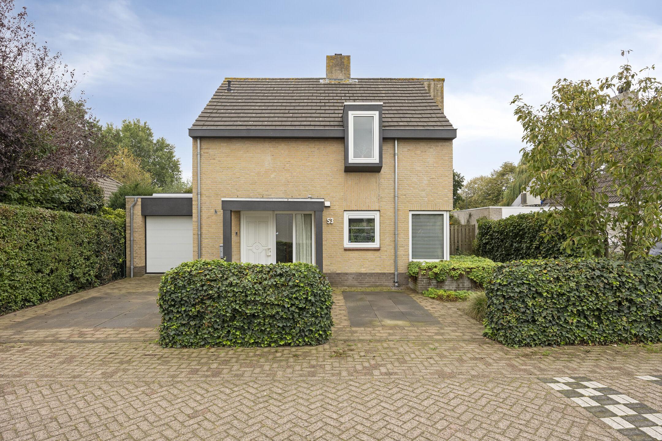 Huis Dr. J.M. den Uylstraat 53 in Oosterhout
