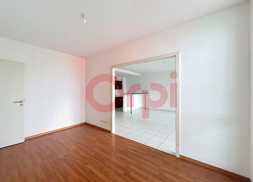 Appartement Parking Porte Jeune Souterrain Vinci à Mulhouse