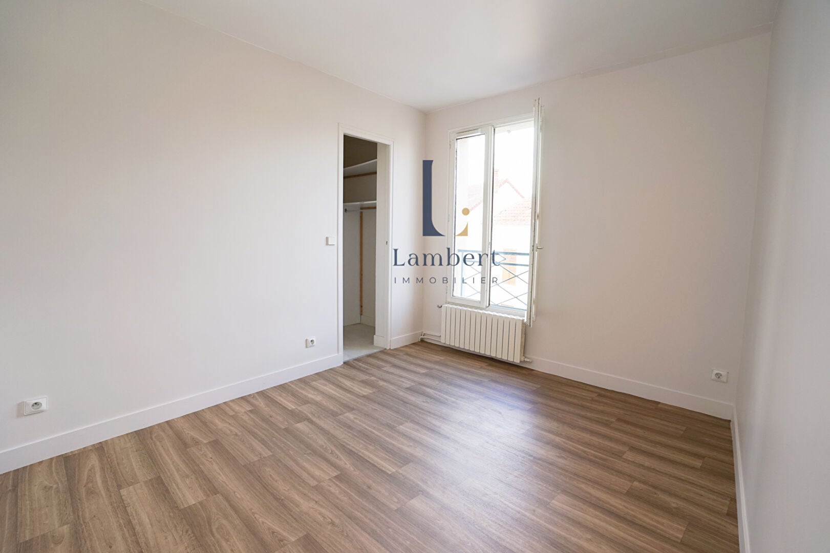 Flat Rue Clairette in Verneuil-sur-Seine