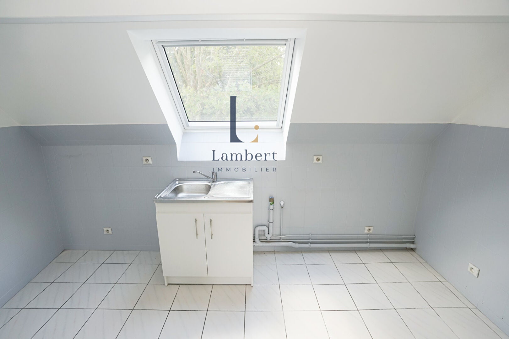 Flat Rue Clairette in Verneuil-sur-Seine