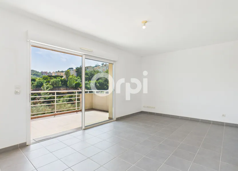 Flat Boulevard de Bellevue in Mandelieu-la-Napoule