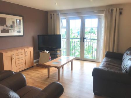 Flat Orby Green in Belfast