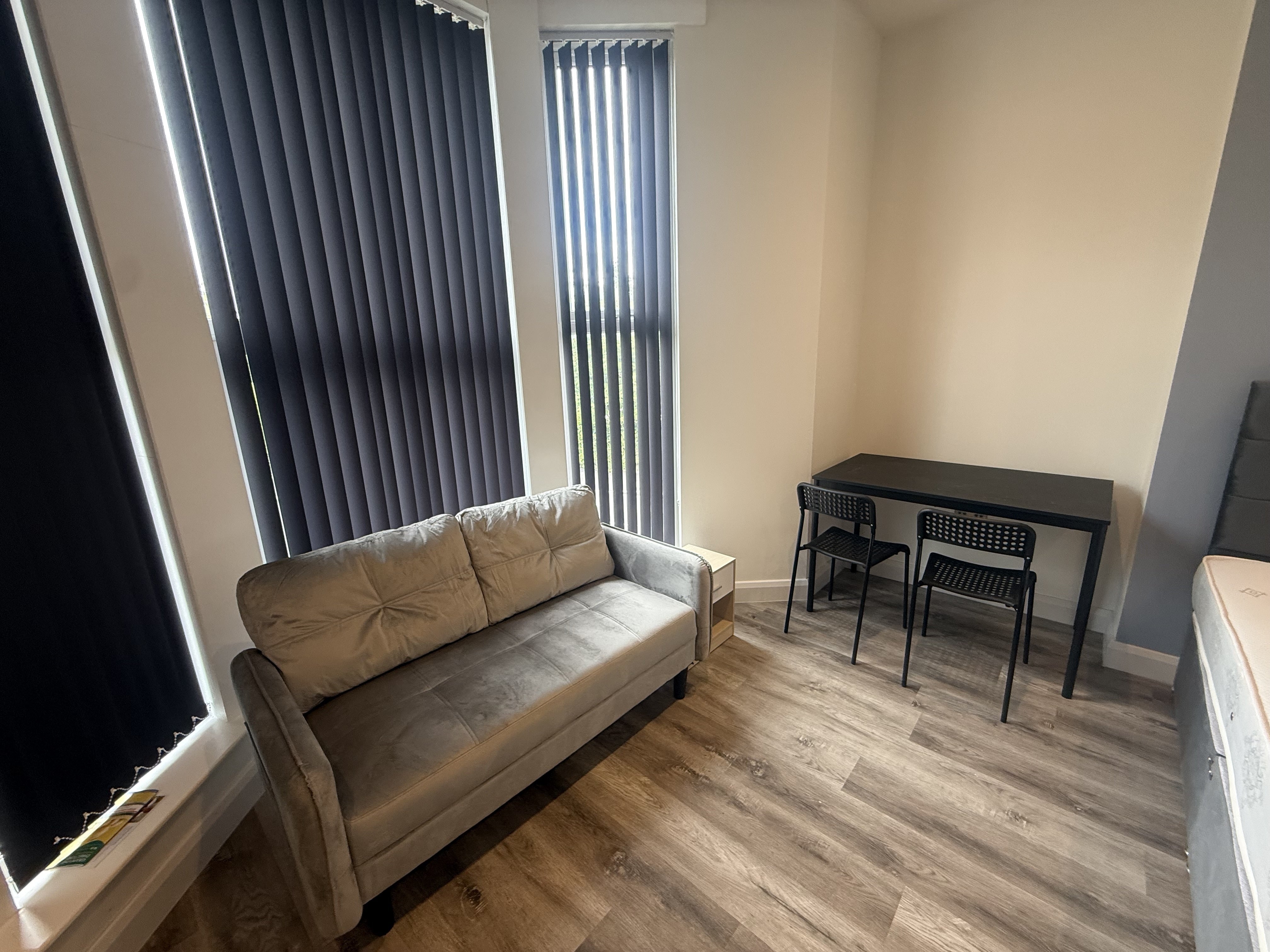 Flat Birkby Lodge Road in Kirklees