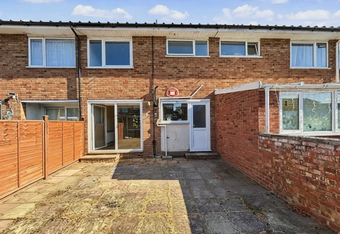 House Drake Close in Huntingdonshire