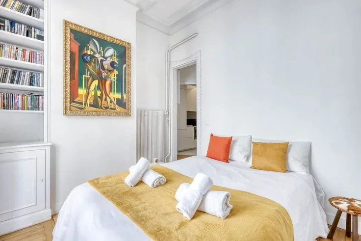 Flat Rue de l'Assomption in Paris