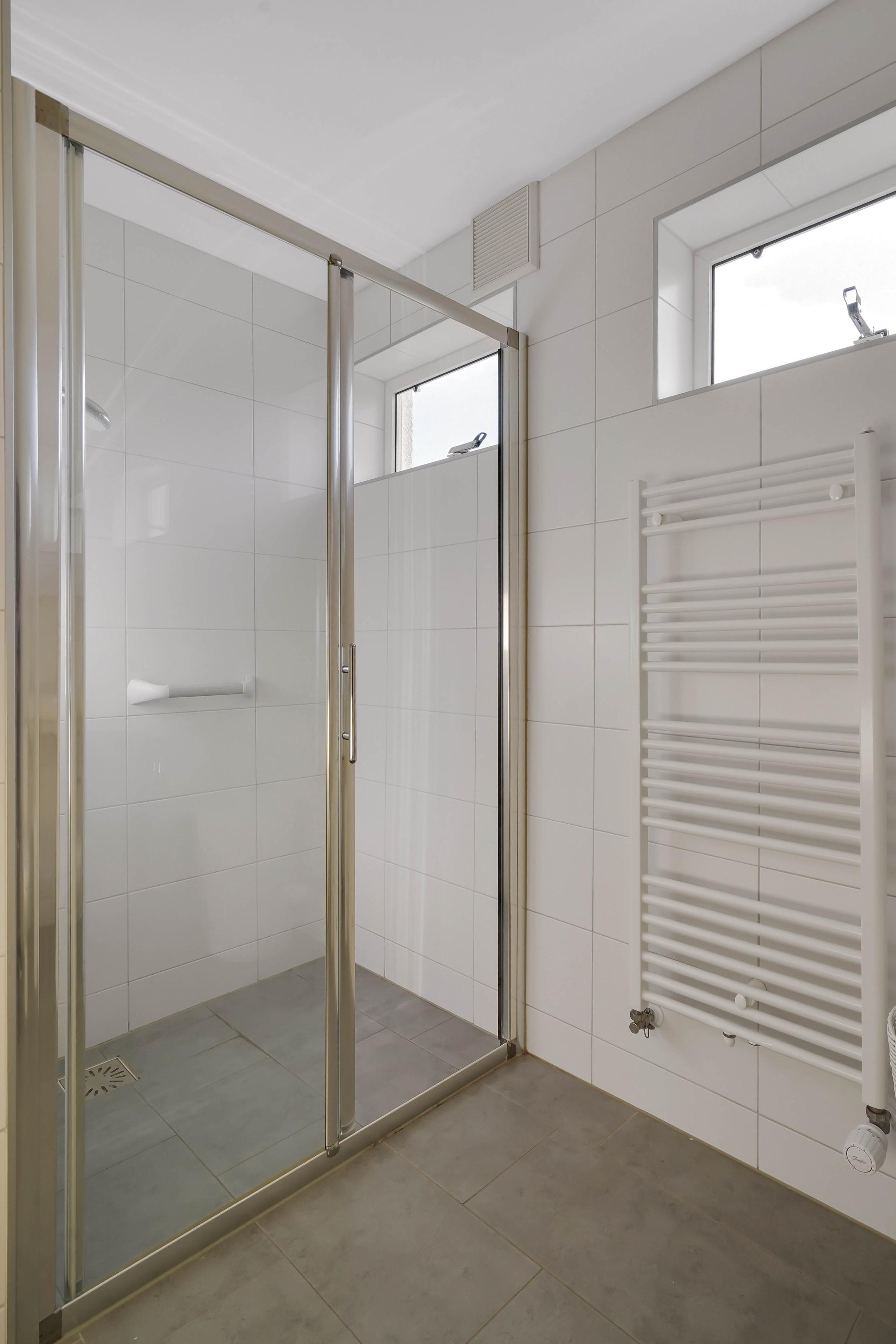Tussenwoning te koop: Bangkasingel 46, Vlaardingen