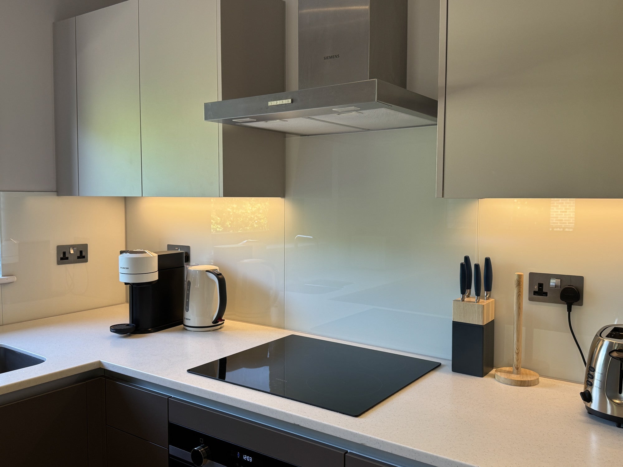 Flat Ufford Street in Greater London