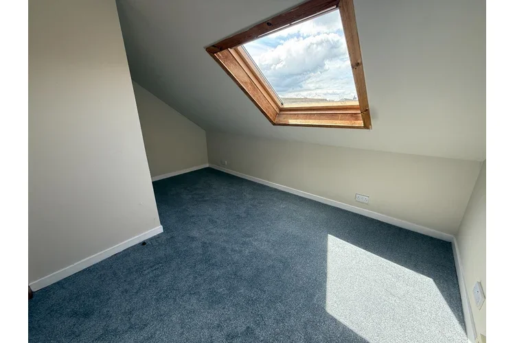 Flat Pilton Place in City of Edinburgh